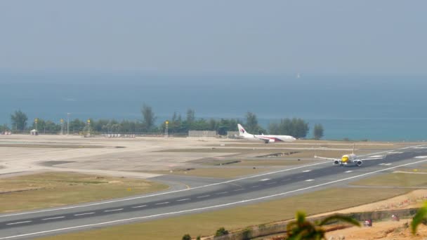 Phuket Tailandia Febrero 2023 Vista General Del Avión Reacción Airbus — Vídeos de Stock