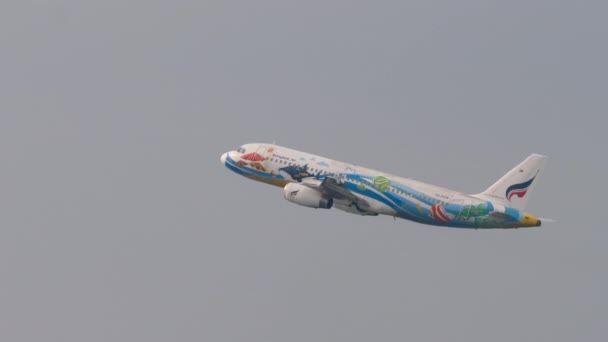 Phuket Tailandia Febrero 2023 Vista Lateral Airbus A320 Pgw Bangkok — Vídeos de Stock