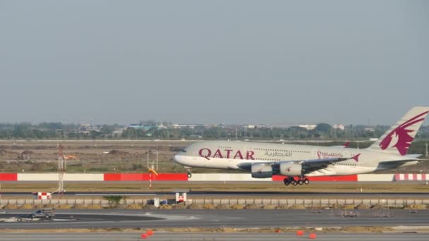 Bangkok Thailand January 2023 Widebody Airbus A380 Apc Qatar Airways — Stock Video