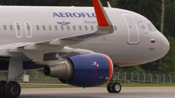 Moscow Russian Federation July 2021 Airbus A320 Aeroflot Taxiway Sheremetyevo — Wideo stockowe