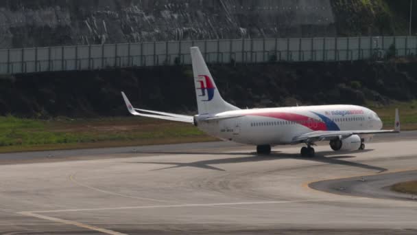 Пхукет Таиланд Февраля 2023 Года Boeing 737 Mxk Malaysia Airlines — стоковое видео
