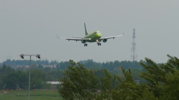 Almaty Kazakhstan May 2019 Αεροσκάφος Embraer E170 Byg Της Airlines — Αρχείο Βίντεο