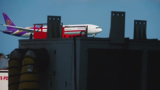 Phuket Thailand Νοεμβρίου 2019 Αεροσκάφος Widebody Boeing 777 Της Thai — Αρχείο Βίντεο