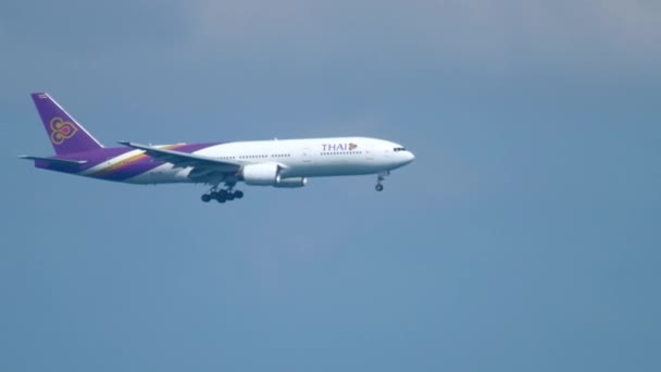 Phuket Thailand Dezember 2018 Großraumflugzeug Boeing 777 Von Thai Airways — Stockvideo