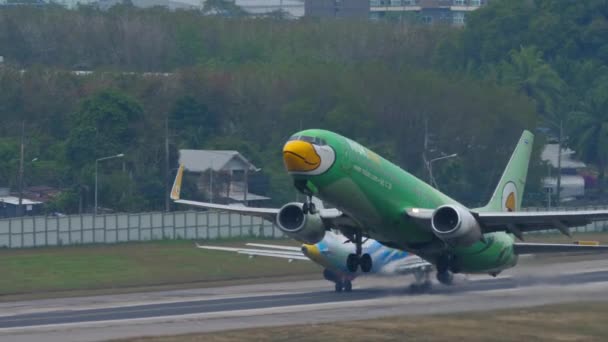 Phuket Tajlandia Luty 2023 Samolot Komercyjny Boeing 737 Dbg Nok — Wideo stockowe
