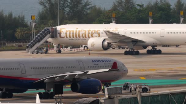Phuket Tajlandia Luty 2023 Airbus A330 73789 Aeroflot Kołowania Lotnisku — Wideo stockowe