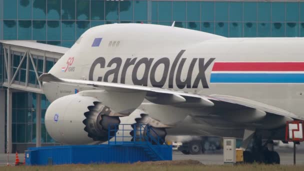 Novosibirsk Federación Rusa Junio 2020 Jumbo Jet Boeing 747 Cargolux — Vídeo de stock