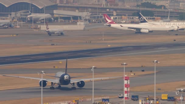 Hong Kong November 2019 Widebody Aircraft Boeing 777 Alfg Lufthansa — Stock videók