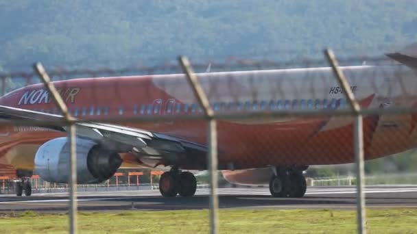 Phuket Thaïlande Novembre 2015 Boeing 737 Dbg Nok Air Circulant — Video