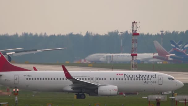 Mosca Federazione Russa Luglio 2021 Vista Laterale Boeing 737 Nordwind — Video Stock