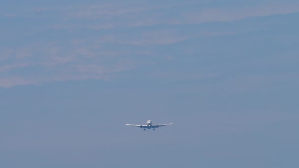 Bilder Flygplan Som Närmar Sig Landning Jetplan Himlen Passagerarflygplan Flyger — Stockvideo