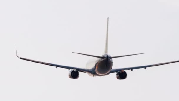 喷气式客机起飞 后视镜 天空和飞机 飞机起飞 — 图库视频影像