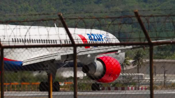 Phuket Thailand Φεβρουαριου 2023 Αεροσκάφος Boeing 757 73075 Της Azur — Αρχείο Βίντεο