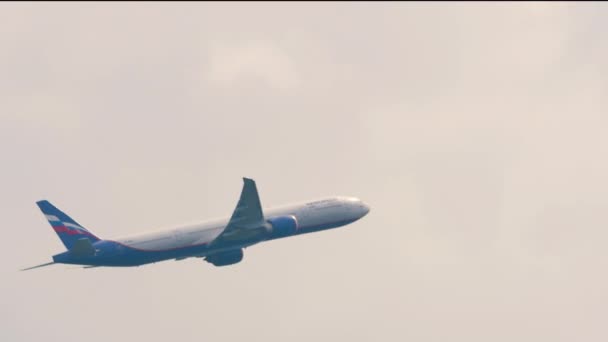 Moscow Rusia Federasi July 2021 Pesawat Widebody Berangkat Boeing 777 — Stok Video