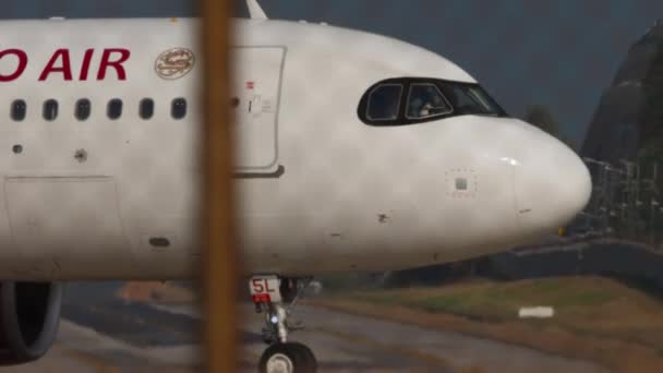 Huket Thailand Januari 2023 Passagiersvliegtuig Taxibaan Aircraft Airbus A350 Van — Stockvideo