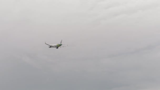 Phuket Thailand Hazi Ran 2023 Phuket Havaalanından Kalkan Uçak Dikiz — Stok video
