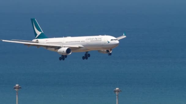 Phuket Thailand Februar 2023 Passagerfly Airbus A330 Cathay Pacific Landing – Stock-video