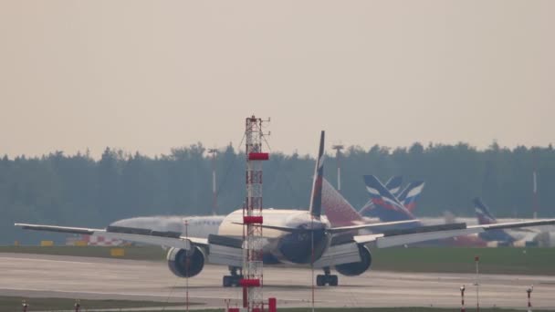 Moscou Fédération Russie Juillet 2021 Brassage Avion Passagers Widebody Après — Video