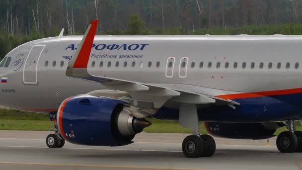 Moscow Rusya Federasyonu Temmuz 2021 Airplane Airbus A320 Sheremetyevo Havaalanında — Stok video
