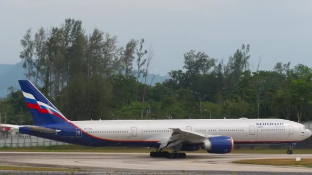 Phuket Tailandia Enero 2023 Avión Fuselaje Ancho Boeing 777 Aeroflot — Vídeos de Stock