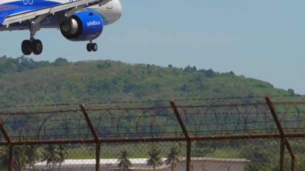 Phuket Tailandia Febrero 2023 Airbus A321 251Nx Ild Indigo Acercándose — Vídeos de Stock