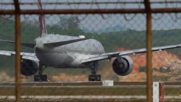 Phuket Tajlandia Styczeń 2023 Boeing 777 Bap Katar Airlines Pasie — Wideo stockowe