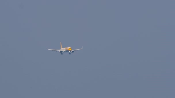 Phuket Thailand Februar 2023 Optagelser Passagerfly Scoot Flyver Nærmer Landing – Stock-video