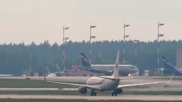 Moskva Ruská Federace Června 2021 Osobní Proudové Letadlo Boeing 737 — Stock video