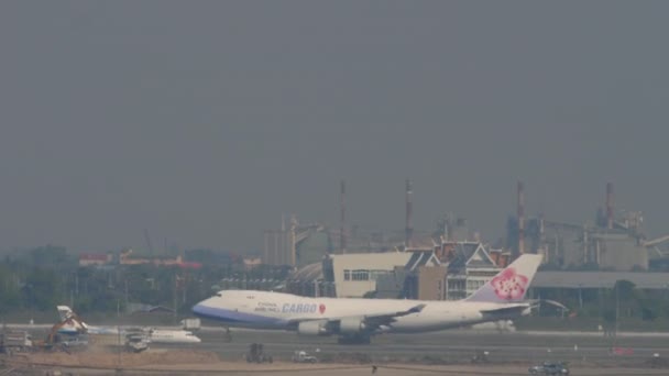 Bangkok Thailand Março 2023 Carga Corpo Largo Boeing 747 China — Vídeo de Stock