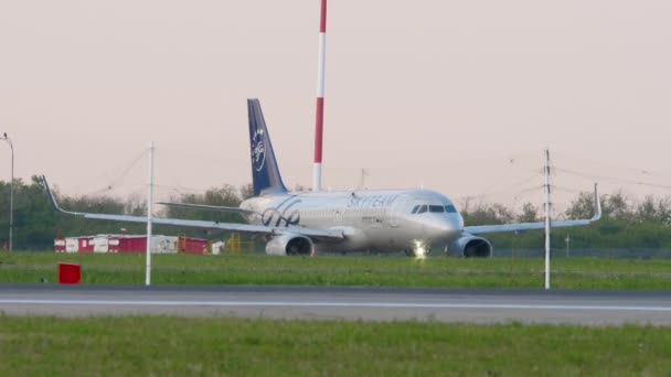 Kazan Rusia Agosto 2022 Imágenes Del Avión Pasajeros Librea Aeroflot — Vídeos de Stock
