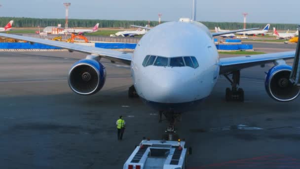 Moscow Orosz Federáció 2015 Május Kilátás Terminál Ablakából Domodedovói Repülőtér — Stock videók