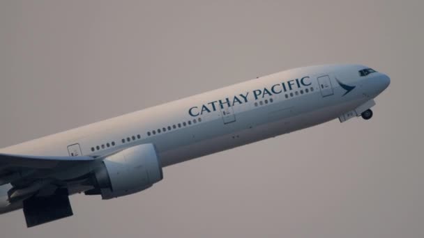 Hong Kong Kong November 2019 Boeing 777 Cathay Pacific Felszálló — Stock videók