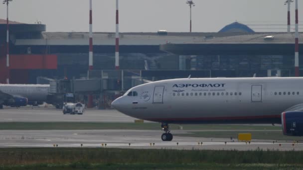 Moscow Russian Federation Lipca 2021 Airbus A330 Wiceprezes Aeroflot Taxiing — Wideo stockowe