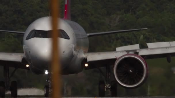 Phuket Thailand Janeiro 2023 Avião Comercial Airbus A350 Juneyao Airlines — Vídeo de Stock