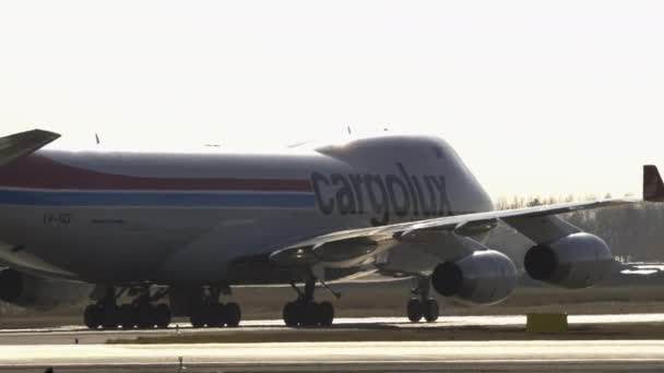 Novosibirsk Russian Federation Ekim 2021 Kargo Jumbo Jeti Boeing 747 — Stok video