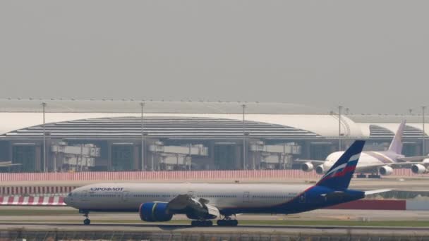 Bangkok Thaïlande Mars 2023 Boeing 777 3M0Er 73144 Aeroflot Ralentit — Video