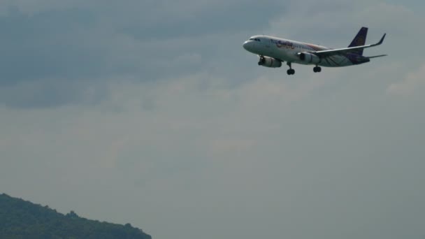 Phuket Tailandia Noviembre 2019 Avión Pasajeros Airbus A320 Txt Thai — Vídeos de Stock