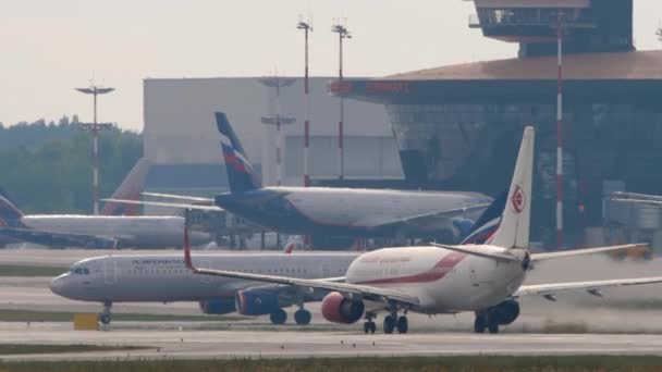 Москва Российская Федерация Июля 2021 Года Самолет Boeing 737 Air — стоковое видео