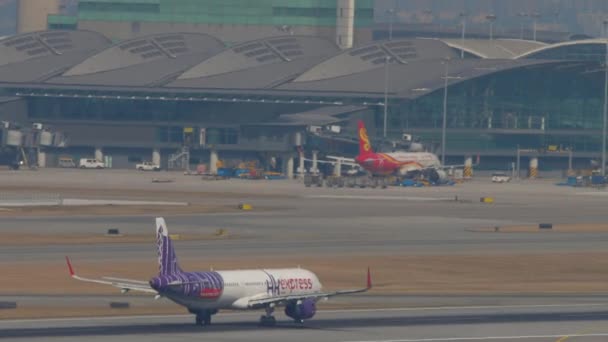Hongkong November 2019 Airbus A321 Leh Von Express Vor Dem — Stockvideo