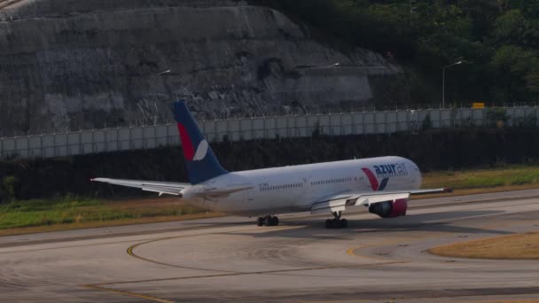 Phuket Thailand Február 2023 Kereskedelmi Repülőgép Boeing 767 73030 Azur Jogdíjmentes Stock Videó