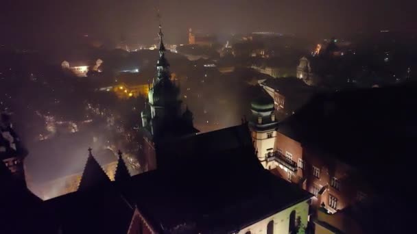 Luchtfoto Van Wawel Royal Castle Krakau Polen Mistige Avond Koninklijk — Stockvideo