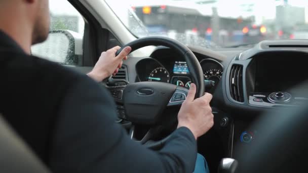 Man Drives Car Road City Rain City Traffic Cars Traffic — Stock Video