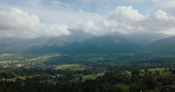 Aerial View Zakopane Tatra Mountains Beautiful Landscape Houses Foot Mountains — Vídeos de Stock