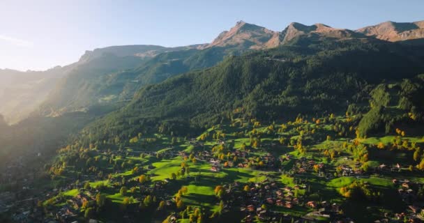 Flygfoto Över Den Vackra Schweiziska Naturen Och Byn Schweiz Berömda — Stockvideo