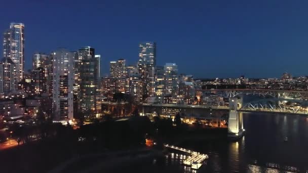 Impresionante Vista Aérea Sobre Centro Vancouver Por Noche Puente Granville — Vídeo de stock
