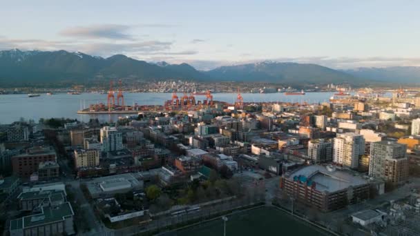 Vancouver Limanı Nın Havadan Görünüşü Arka Planda Liman Dağlar British — Stok video