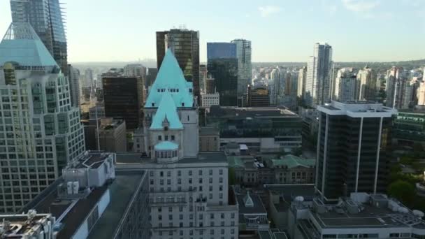 Flygfoto Över Skyskrapor Nära Vancouver Art Gallery Centrum Vancouver British — Stockvideo