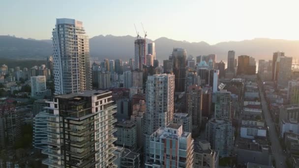 Vancouver British Columbia Kanada Daki Gökdelenlerin Hava Görüntüsü Şafak Vakti — Stok video