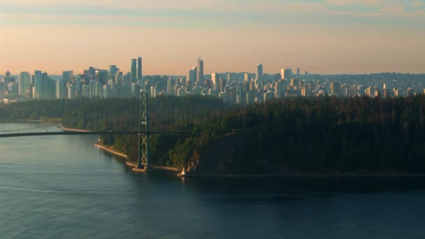 Aerial View Lions Gate Bridge Stanley Park Dawn Downtown Vancouver — Stock Video