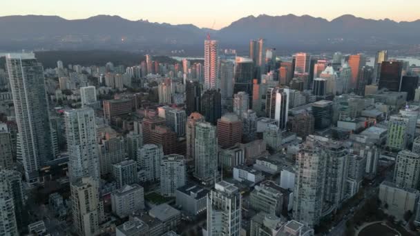 Impresionante Vista Aérea Sobre Centro Vancouver Atardecer Columbia Británica Canadá — Vídeo de stock